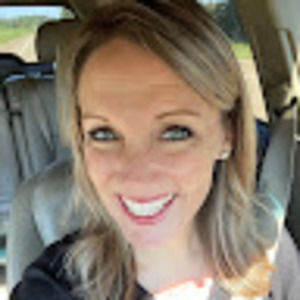 Meet your Posher, Courtney